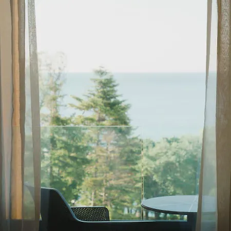Hotel Astor Garden 5*
