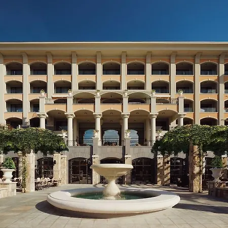 Hotel Astor Garden 5*